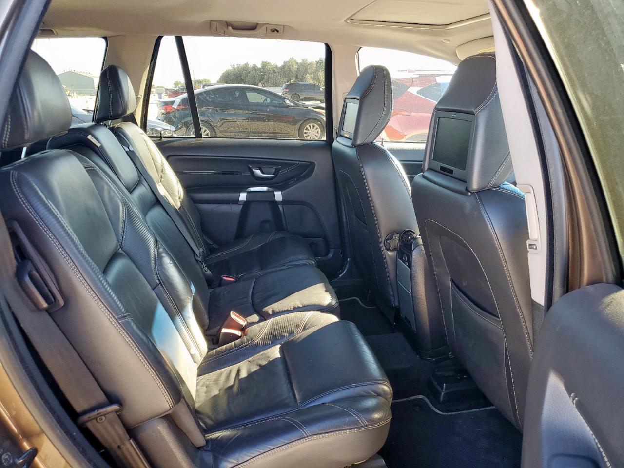 2013 Volvo Xc90 R Design VIN: YV4952CT5D1660770 Lot: 90074065