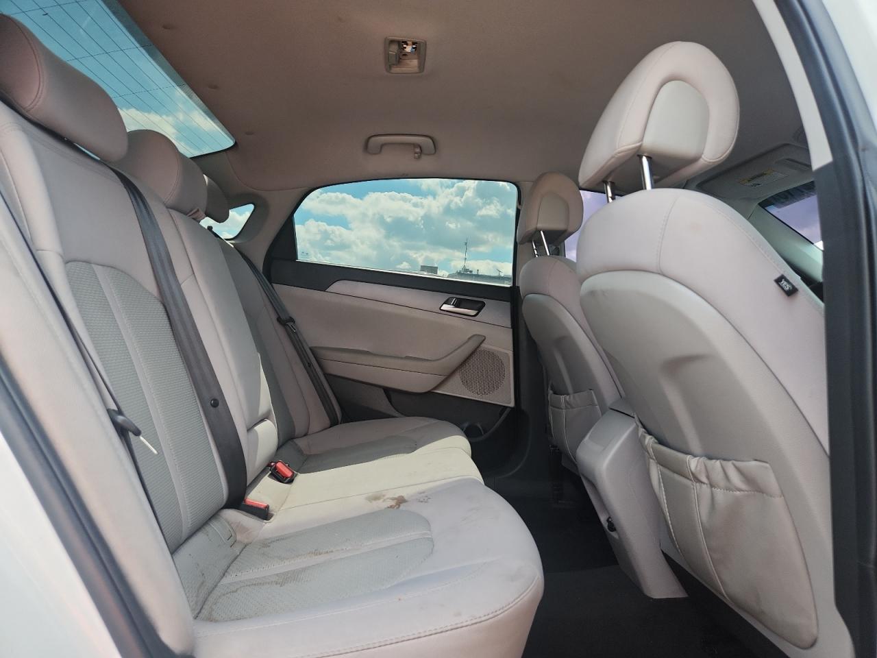 2017 Hyundai Sonata Se VIN: 5NPE24AF5HH541828 Lot: 82522715