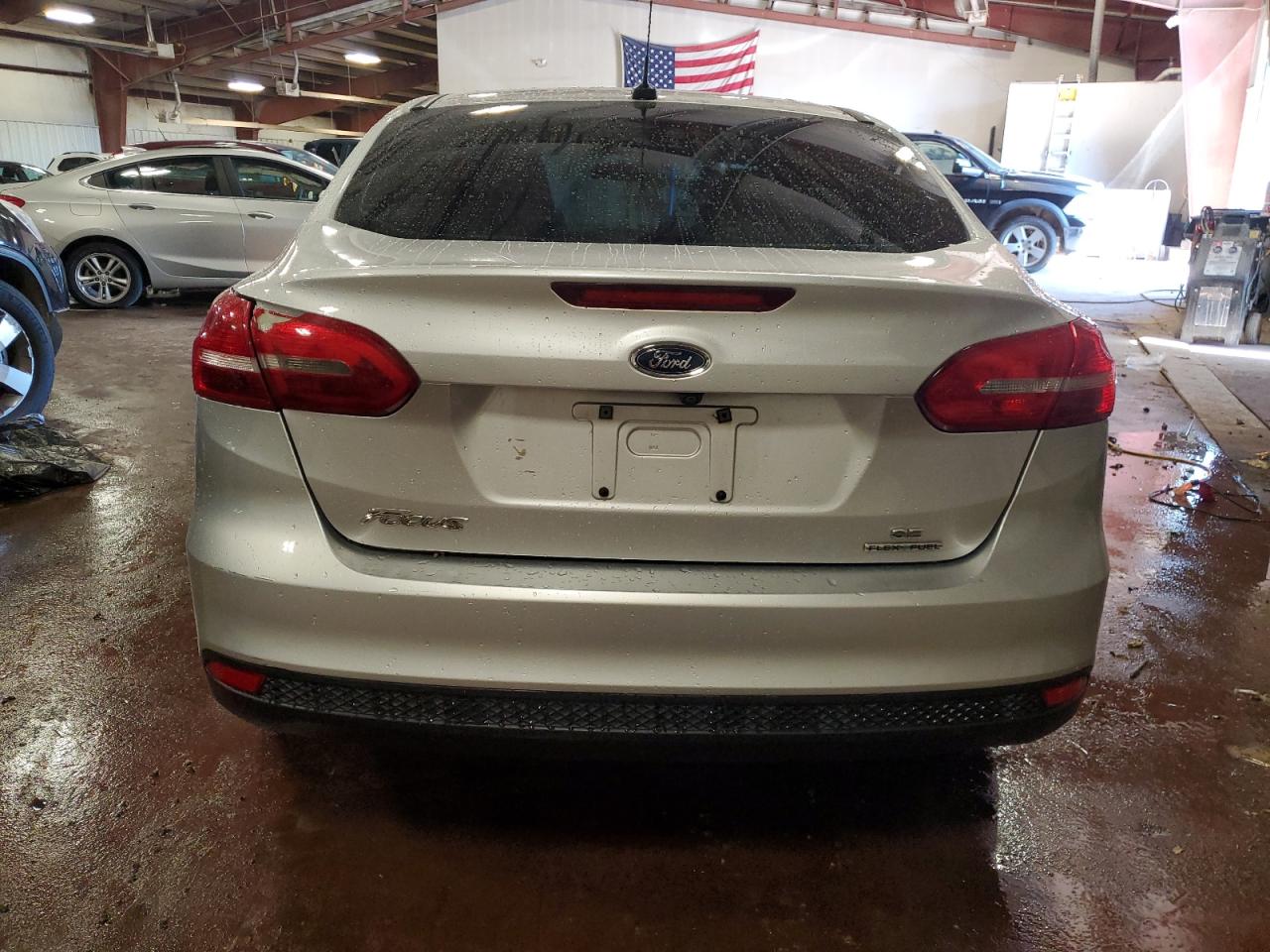 2016 Ford Focus Se VIN: 1FADP3F21GL317517 Lot: 85697855