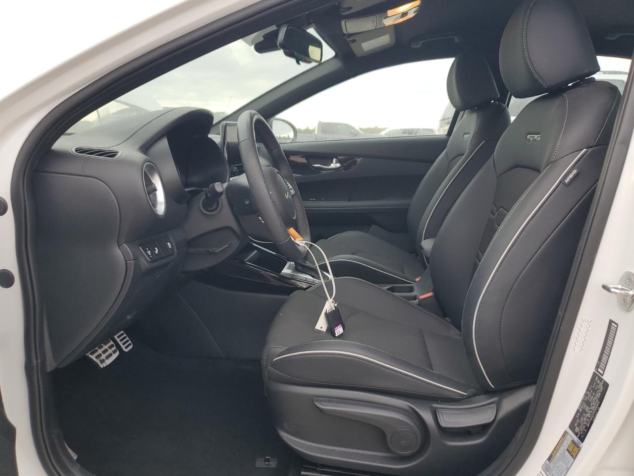 2023 Kia Forte Gt Line VIN: 3KPF54AD5PE686929 Lot: 82529515