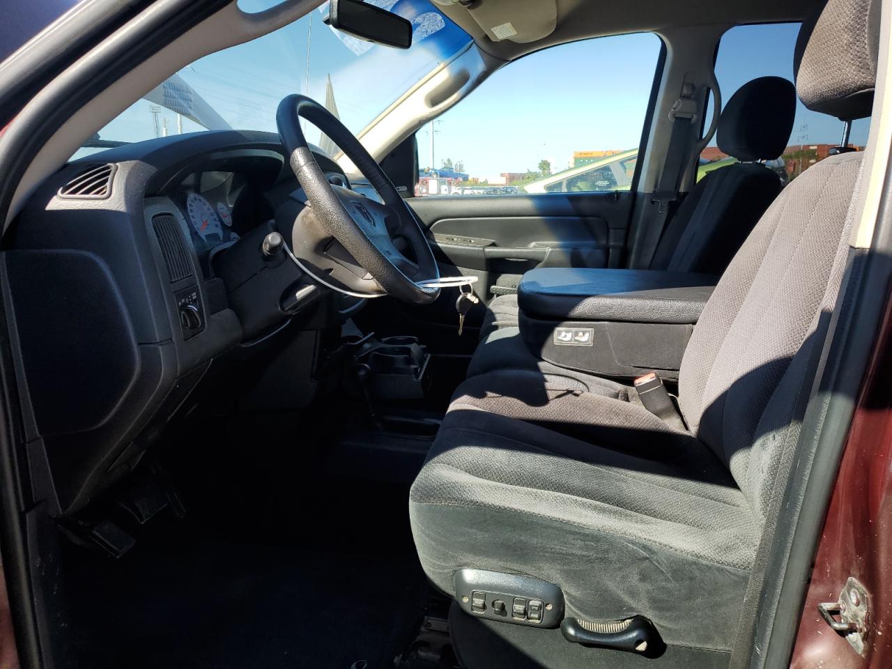 2002 Dodge Ram 1500 VIN: 3D7HU18Z72G132208 Lot: 82393835