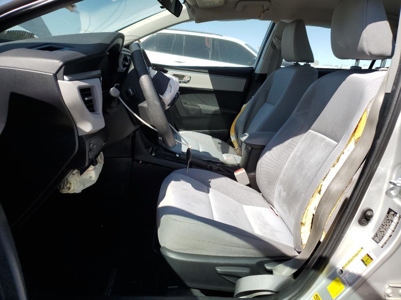 2016 Toyota Corolla L VIN: 5YFBURHE8GP553738 Lot: 84988295