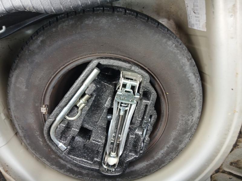 2002 VOLKSWAGEN GOLF 1.6 16V S 5DR