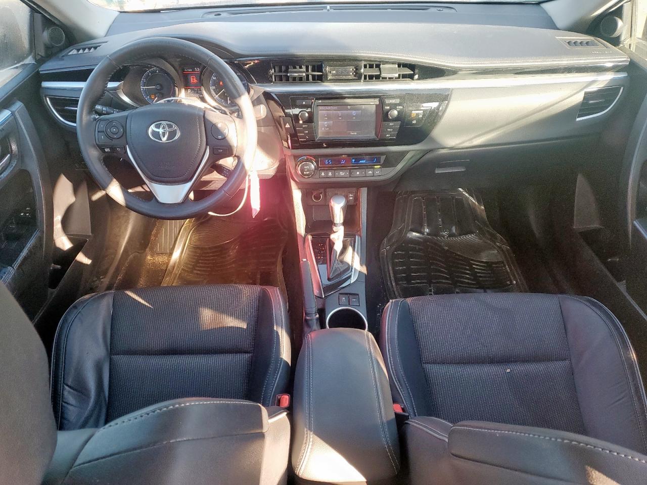 2015 Toyota Corolla L VIN: 5YFBURHEXFP275780 Lot: 90465005