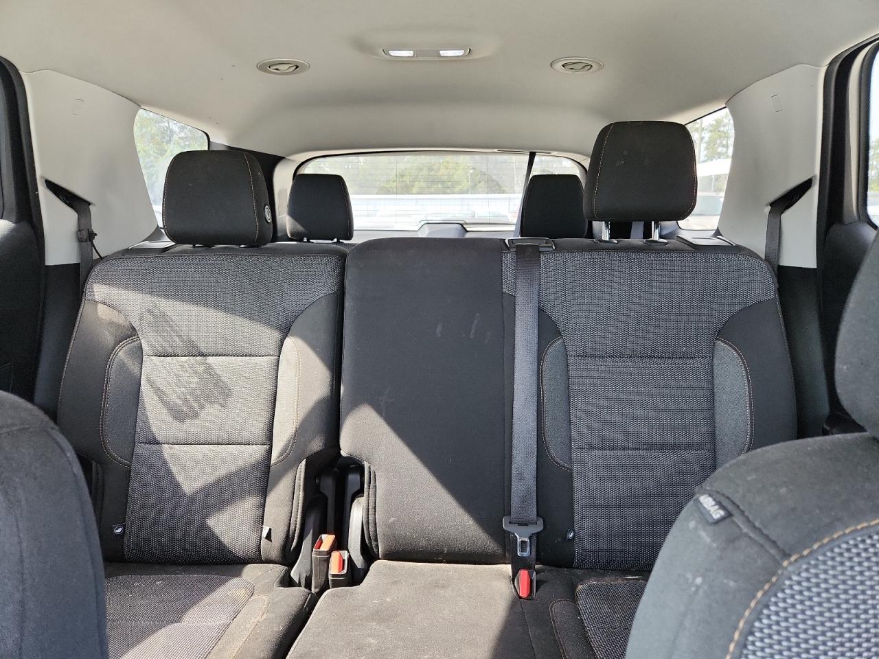 2018 Chevrolet Traverse Ls VIN: 1GNEVFKW8JJ182593 Lot: 87221675