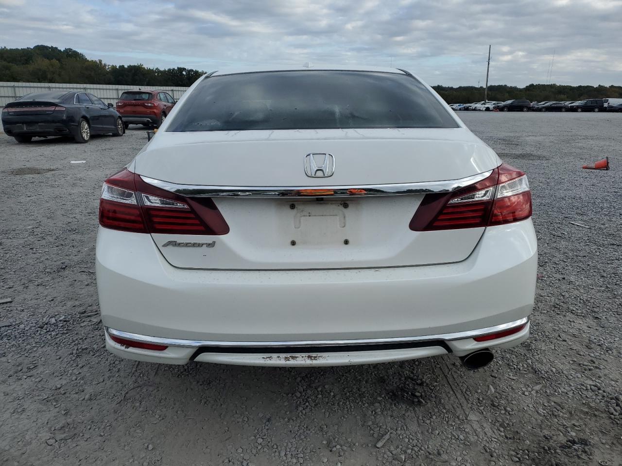 2016 Honda Accord Exl VIN: 1HGCR2F89GA245221 Lot: 82387195