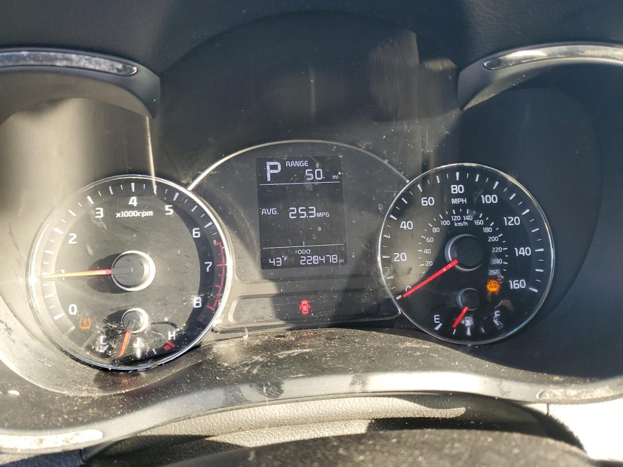 2017 Kia Forte Lx VIN: 3KPFK4A73HE060798 Lot: 90215475