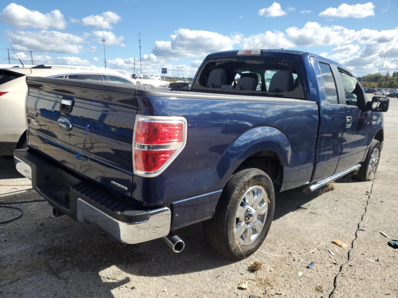 2011 Ford F150 Super Cab blue null flexible 1FTEX1CM6BFB37952 photo #4