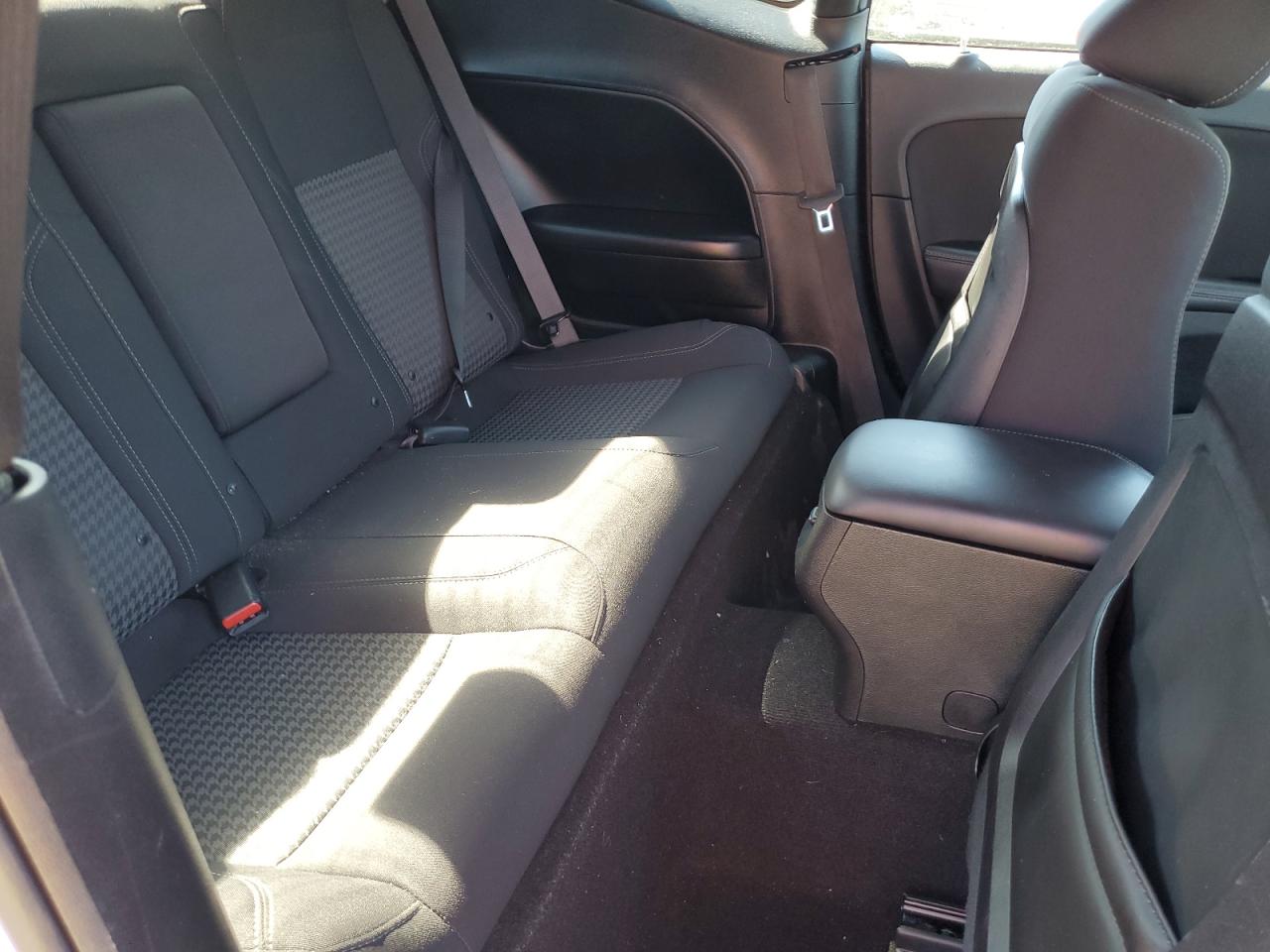 2019 Dodge Challenger Sxt VIN: 2C3CDZAG4KH687732 Lot: 89710775