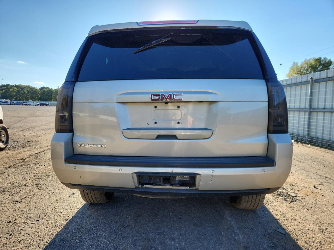 2015 GMC Yukon Sle VIN: 1GKS1AKC1FR707362 Lot: 90607185