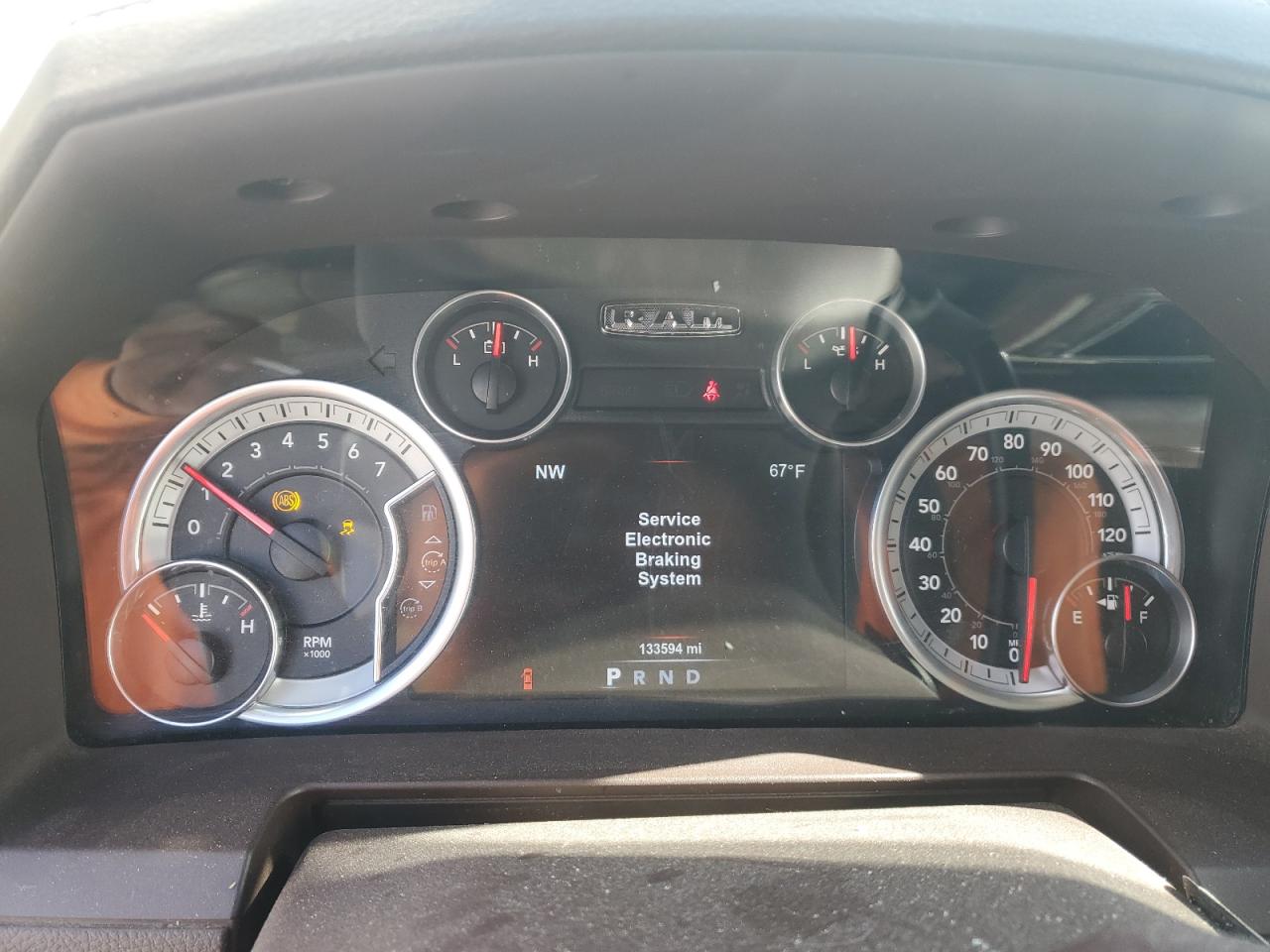 2015 Ram 2500 Laramie VIN: 3C6UR5FJ8FG693254 Lot: 82234855