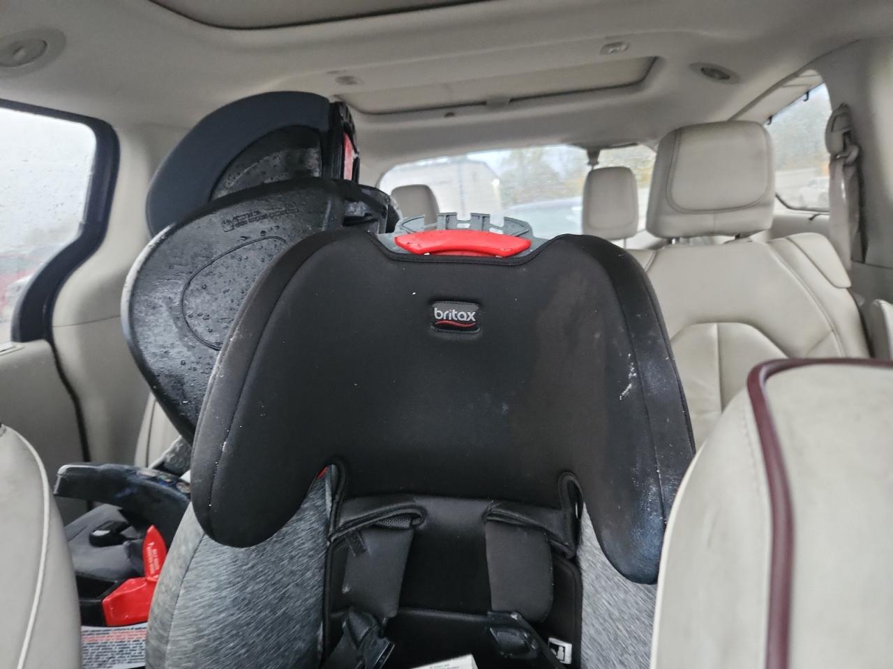 2017 Chrysler Pacifica Limited VIN: 2C4RC1GG8HR505003 Lot: 89449195