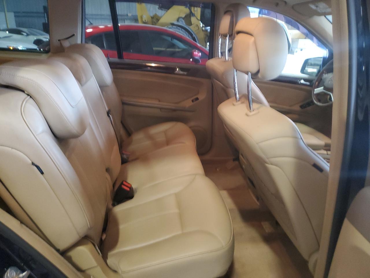 2011 Mercedes-Benz Gl 450 4Matic VIN: 4JGBF7BE1BA638923 Lot: 82243735
