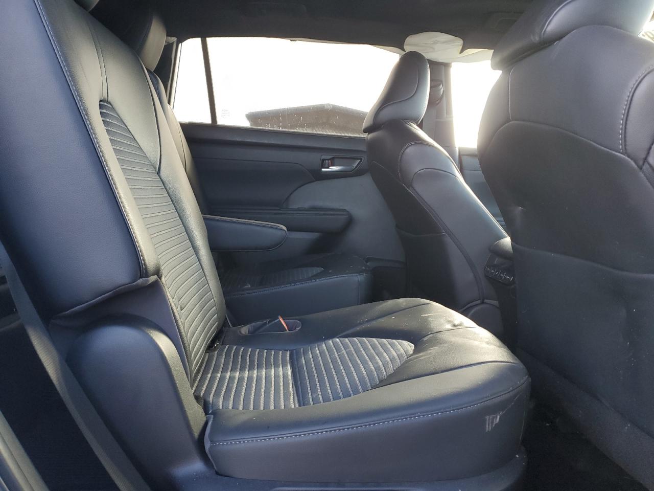 2023 Toyota Highlander L VIN: 5TDKDRBH5PS513482 Lot: 85359285