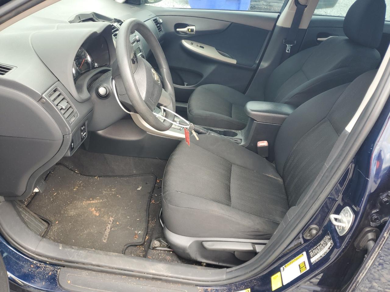 2011 Toyota Corolla Base VIN: 2T1BU4EE0BC661383 Lot: 82301825