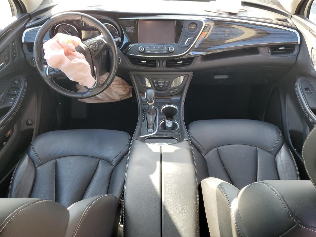 2018 Buick Envision Essence VIN: LRBFX1SA4JD057036 Lot: 85167695