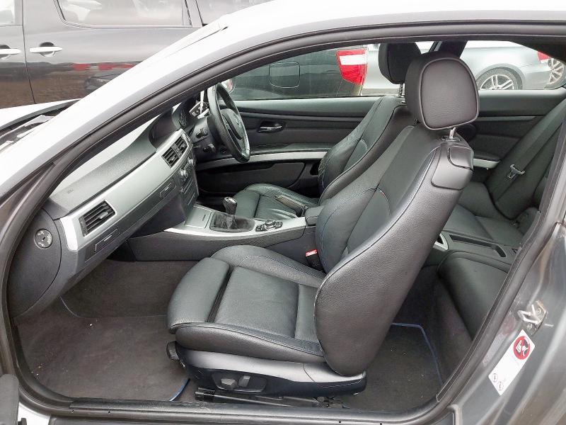 2012 BMW 318I SPORT