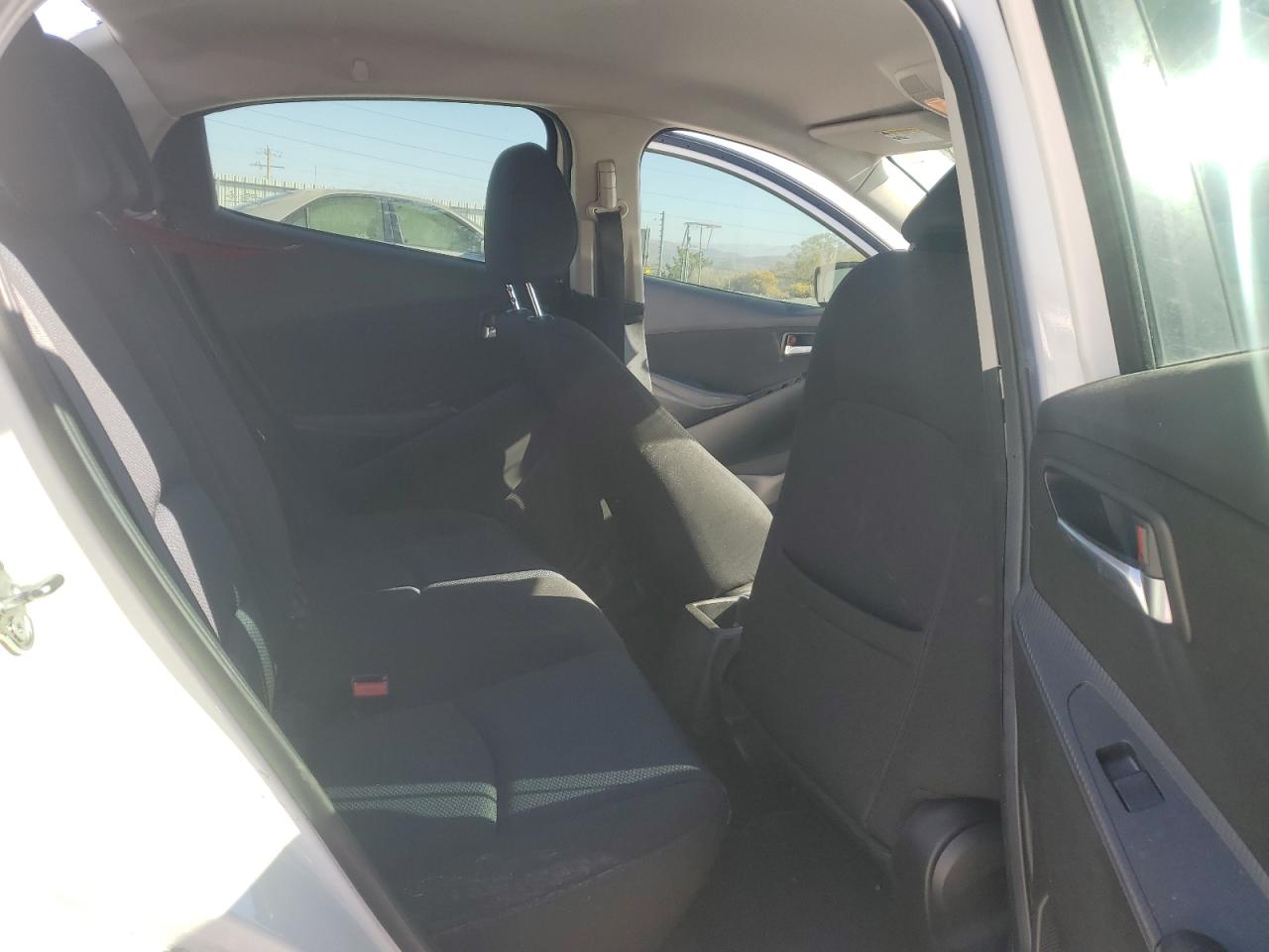 2017 Toyota Yaris Ia VIN: 3MYDLBYV3HY193400 Lot: 82365365