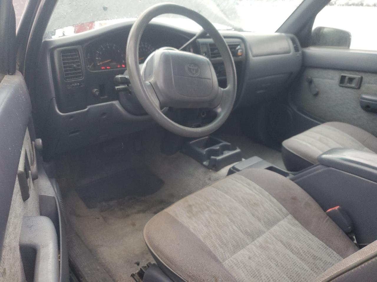 1998 Toyota Tacoma Xtracab VIN: 4TAVL52N2WZ143714 Lot: 82418835