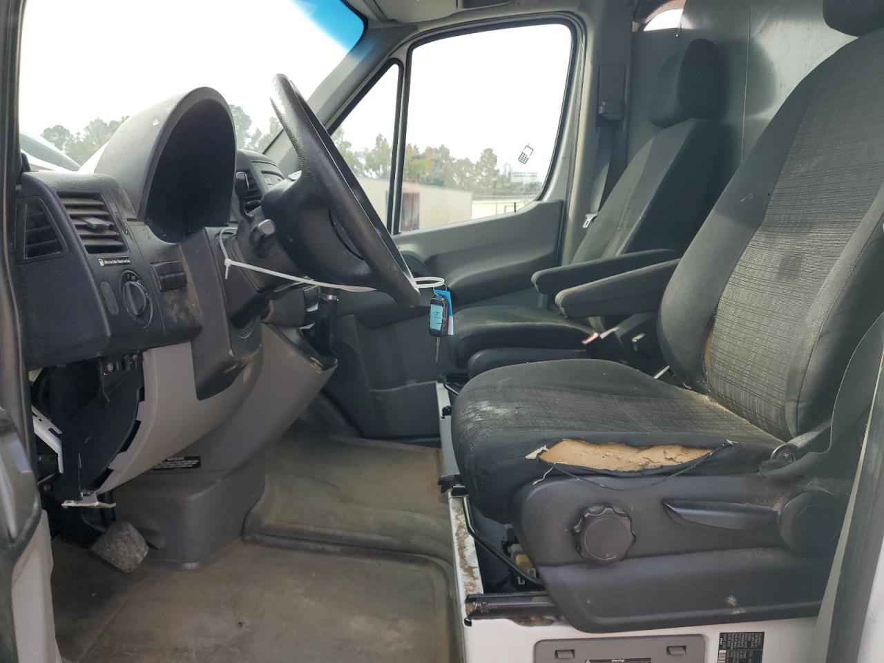 2015 Mercedes-Benz Sprinter 2500 VIN: WD3PE7CC6FP147206 Lot: 85505545