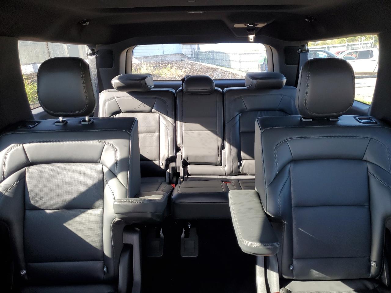 2025 Lincoln Navigator L Reserve VIN: 5LMJJ3LG5SEL11806 Lot: 86076835