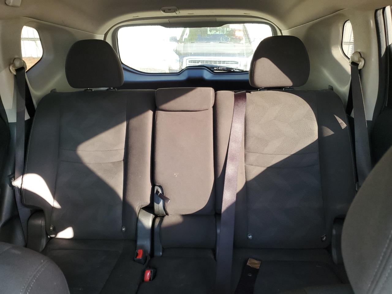 2016 Nissan Rogue S VIN: KNMAT2MT8GP632287 Lot: 84866115