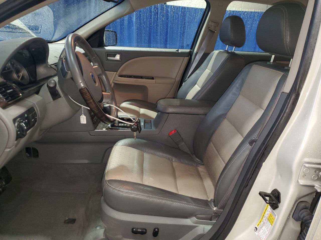 2008 Mercury Sable Premier VIN: 1MEHM42W68G618828 Lot: 85110125