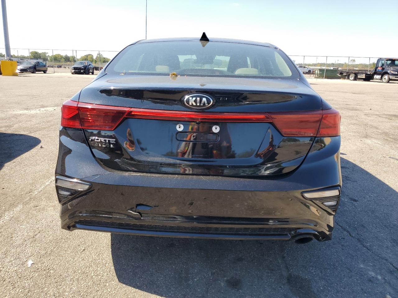 2019 Kia Forte Fe VIN: 3KPF24AD5KE137572 Lot: 85172555