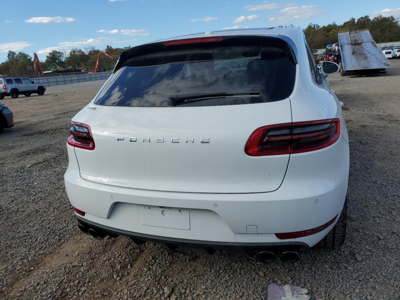 2016 Porsche Macan Turbo VIN: WP1AF2A55GLB92502 Lot: 86273365