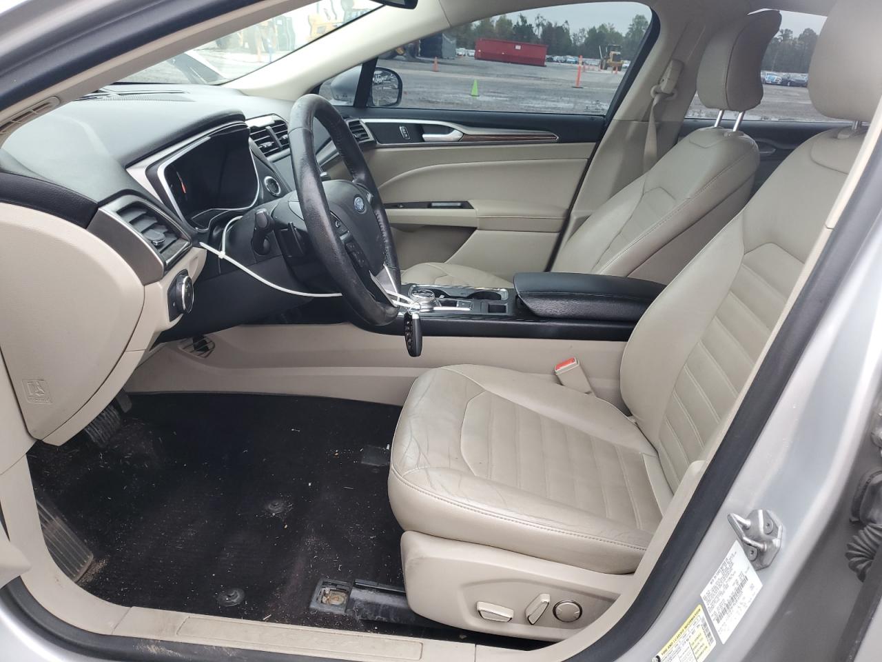 2017 Ford Fusion Se VIN: 3FA6P0H9XHR161059 Lot: 90139385