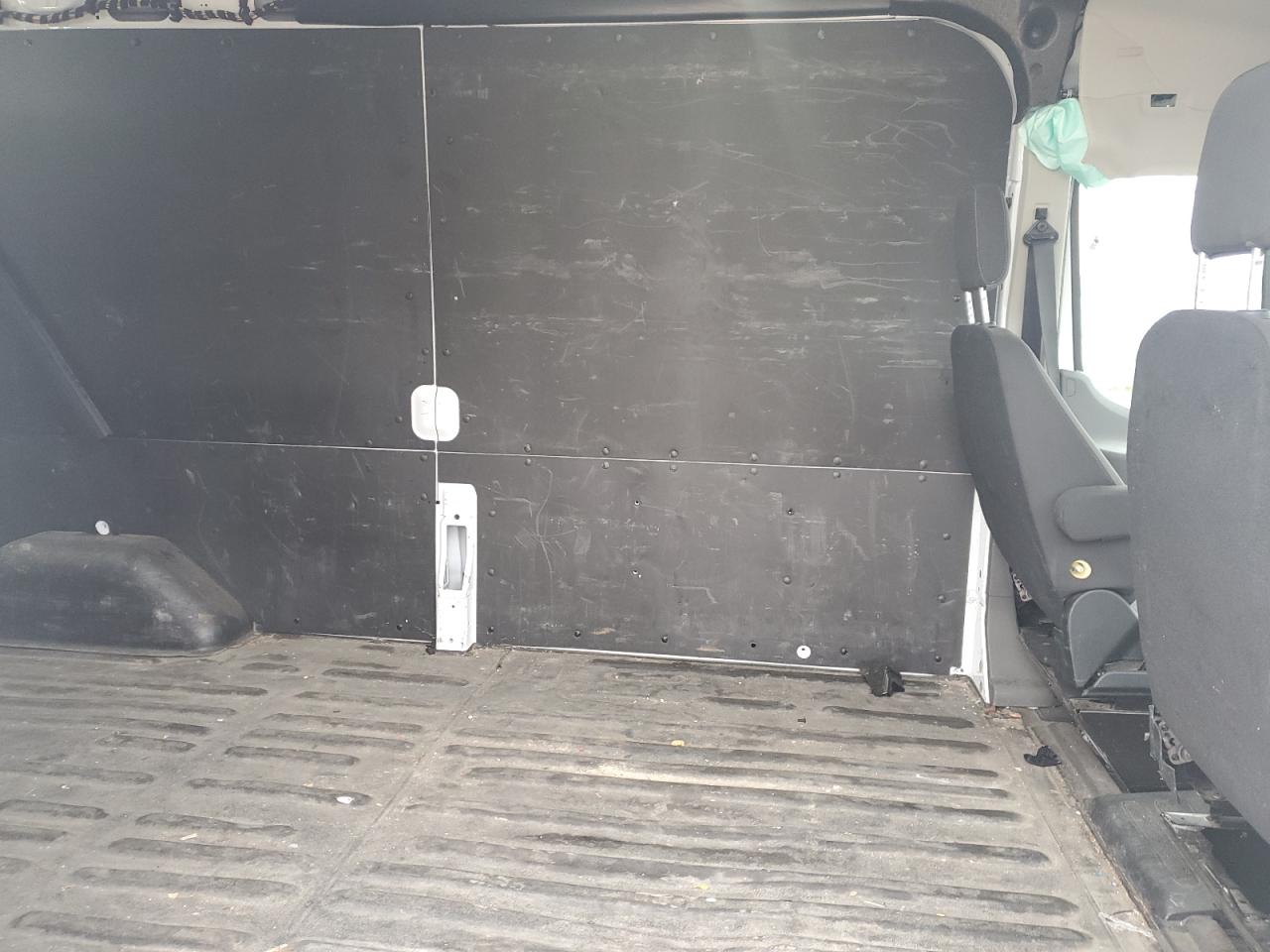 2023 Ford Transit 250 Delivery Van VIN: 1FTBR1C86PKA33976 Lot: 90230385