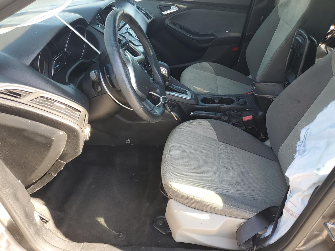 2014 Ford Focus Se VIN: 1FADP3K26EL272819 Lot: 82424165