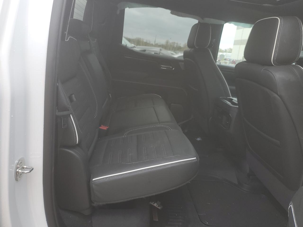 2024 GMC Sierra K1500 At4X VIN: 3GTUUFEL2RG362710 Lot: 90284135