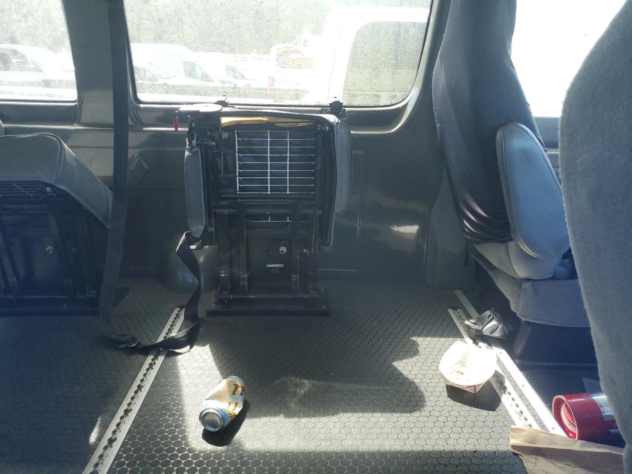 2009 Ford Econoline E350 Super Duty Van VIN: 1FTSS34L39DA34190 Lot: 85341525