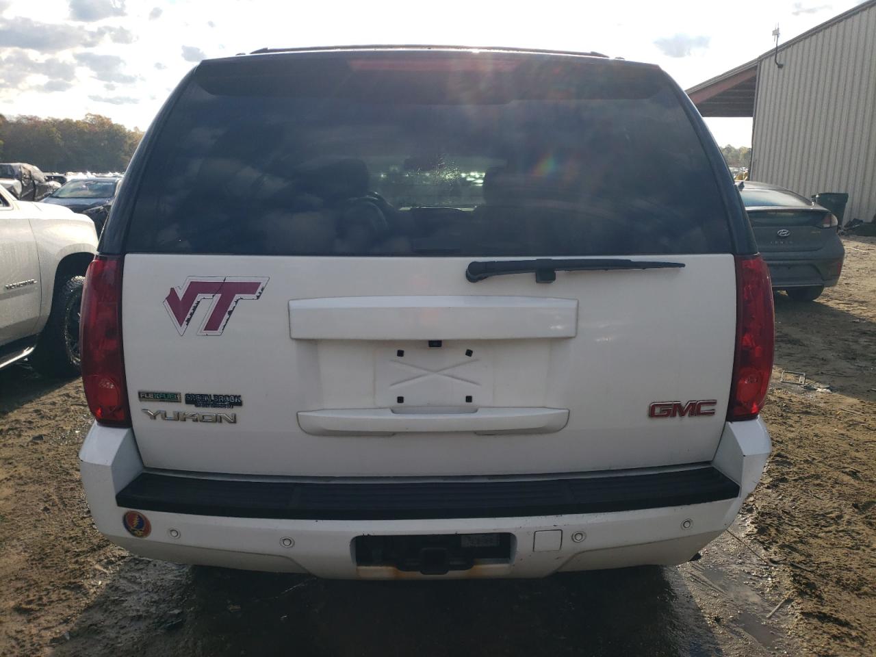 2011 GMC Yukon Slt 1500 4Wd VIN: 1GKS2GKC8HR179046 Lot: 89633585