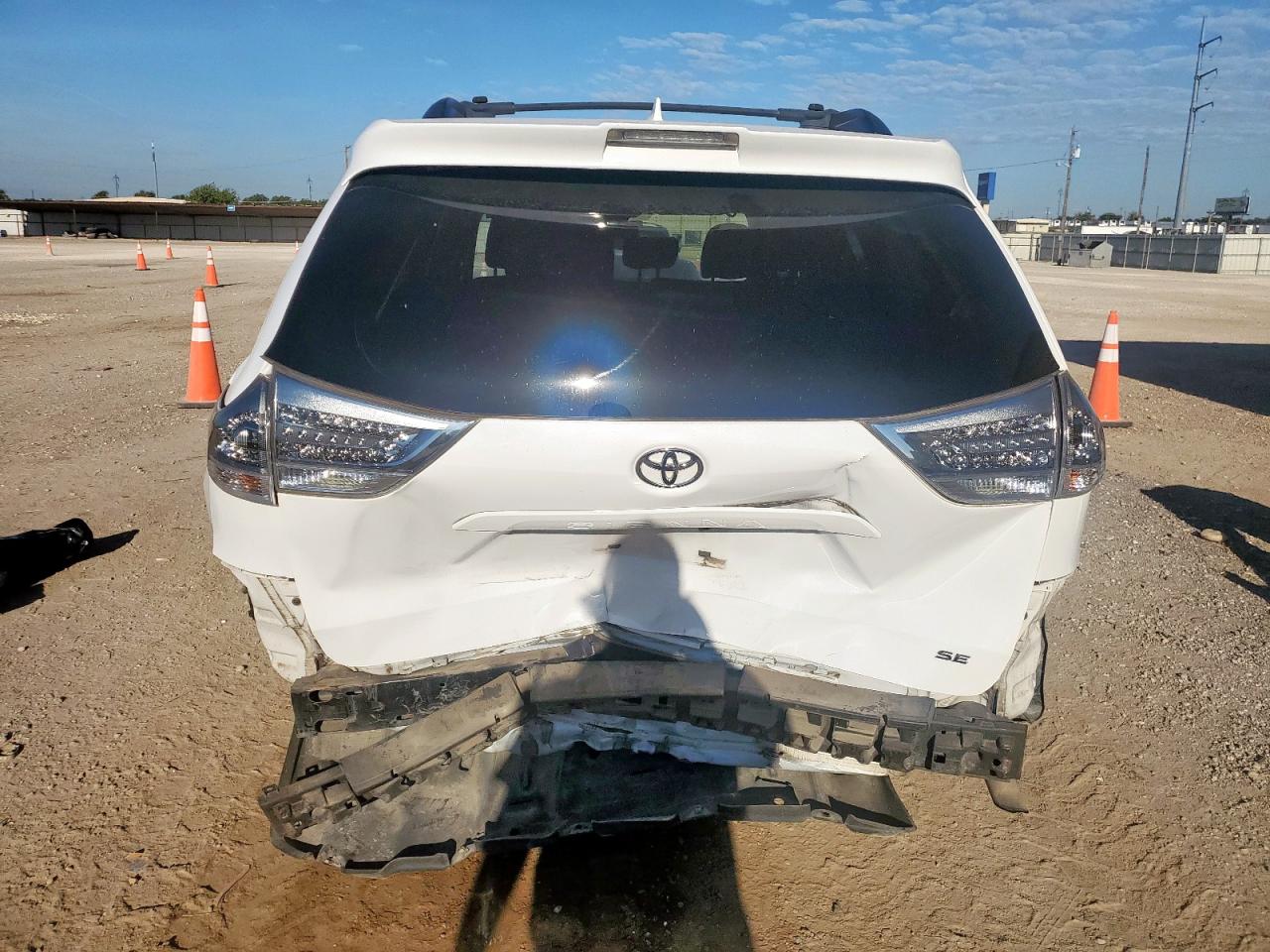 2018 Toyota Sienna Se VIN: 5TDXZ3DCXJS926267 Lot: 85532495