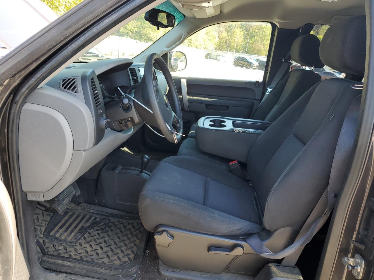 2011 Chevrolet Silverado K1500 Ls VIN: 1GCRKREA1BZ102350 Lot: 82305435