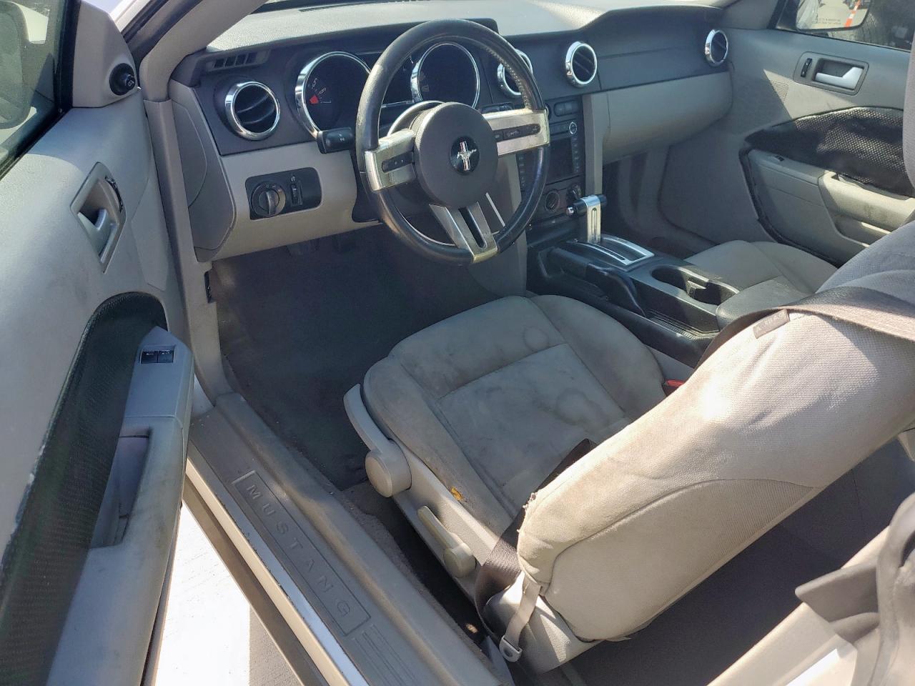 2008 Ford Mustang VIN: 1ZVHT80N585107948 Lot: 81829455