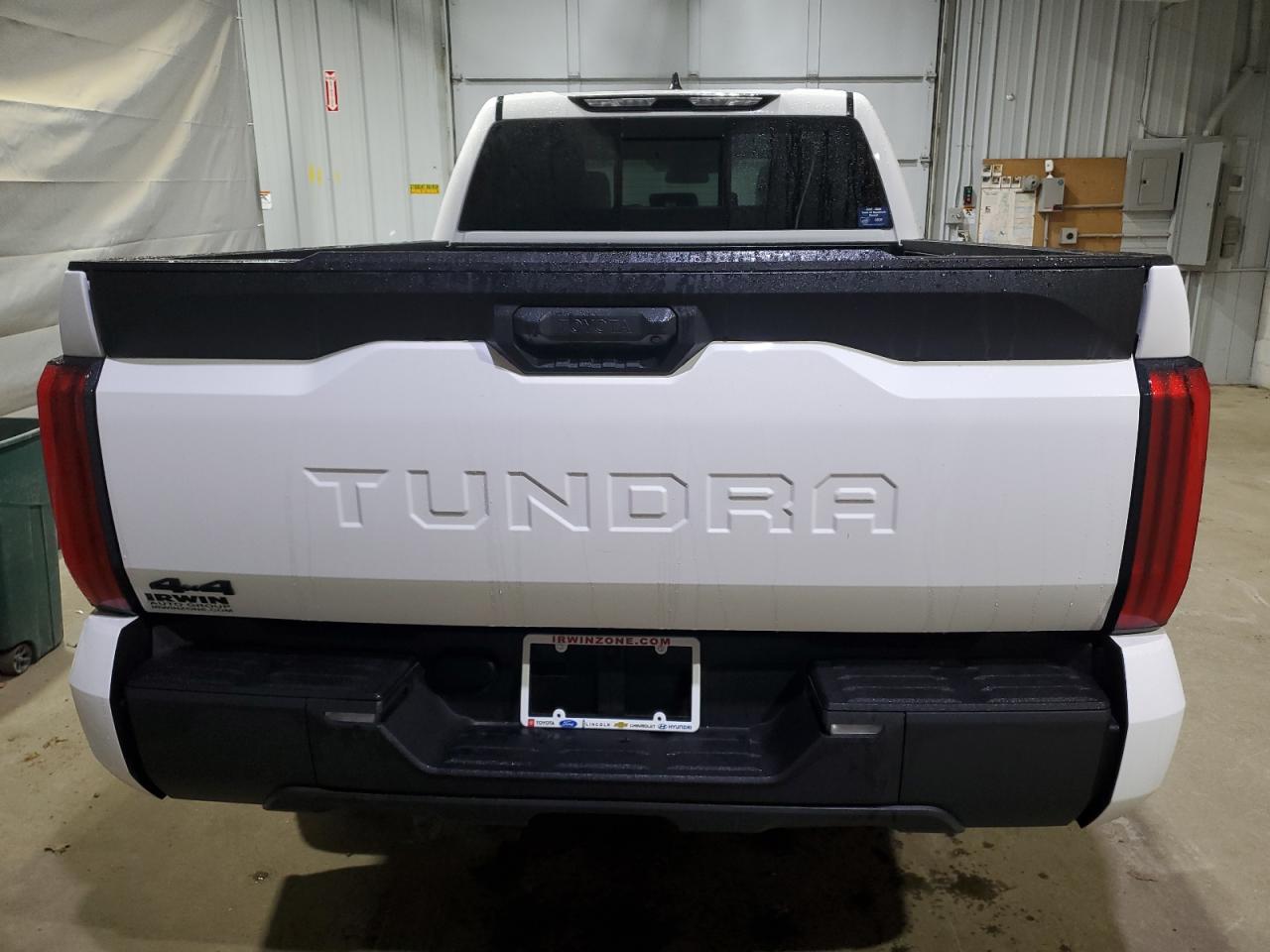 2025 Toyota Tundra Double Cab Sr VIN: 5TFKB5DA5SX323523 Lot: 89727705