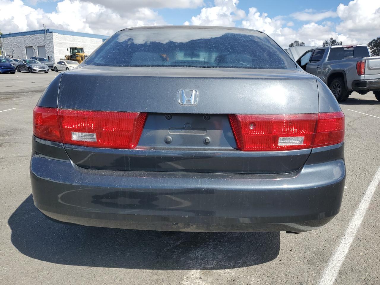 2005 Honda Accord Lx VIN: 1HGCM56425A117946 Lot: 80637855