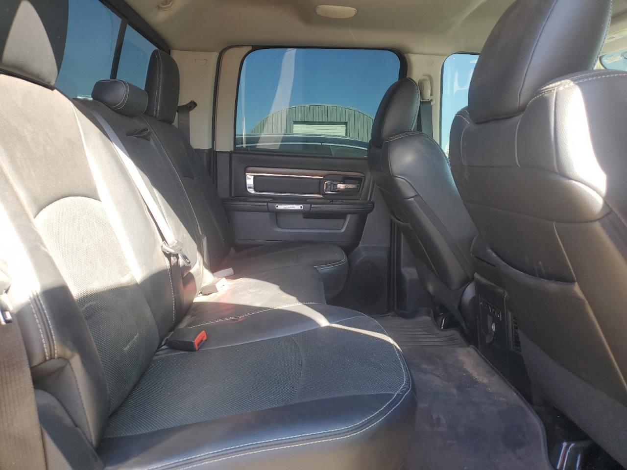 2016 Ram 1500 Laramie VIN: 1C6RR7NT5GS261106 Lot: 87287365