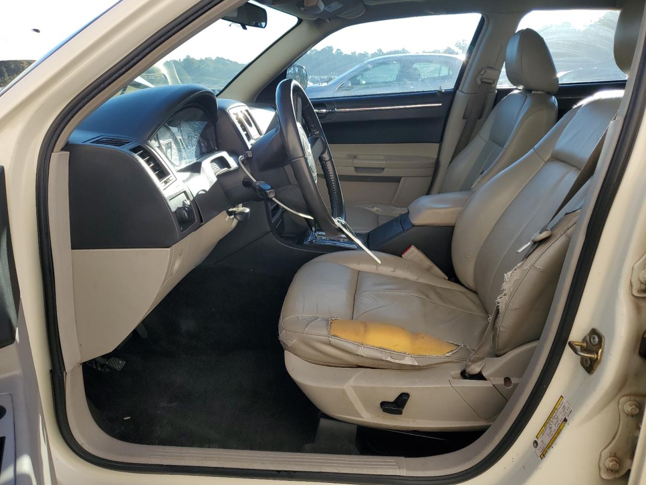 2006 Chrysler 300 Touring VIN: 2C3KA53G26H140880 Lot: 84912035