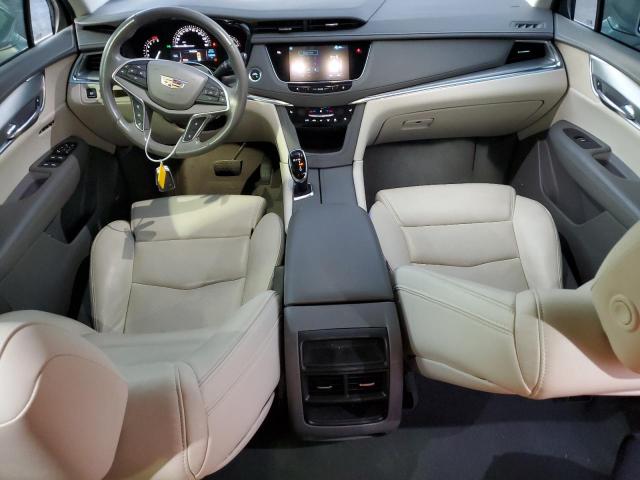  CADILLAC XT5 2017 Серебристый