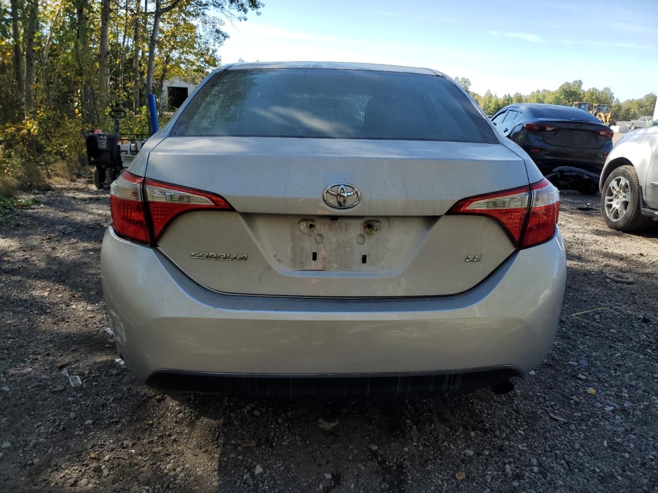 2015 Toyota Corolla L VIN: 2T1BURHEXFC288240 Lot: 84178655