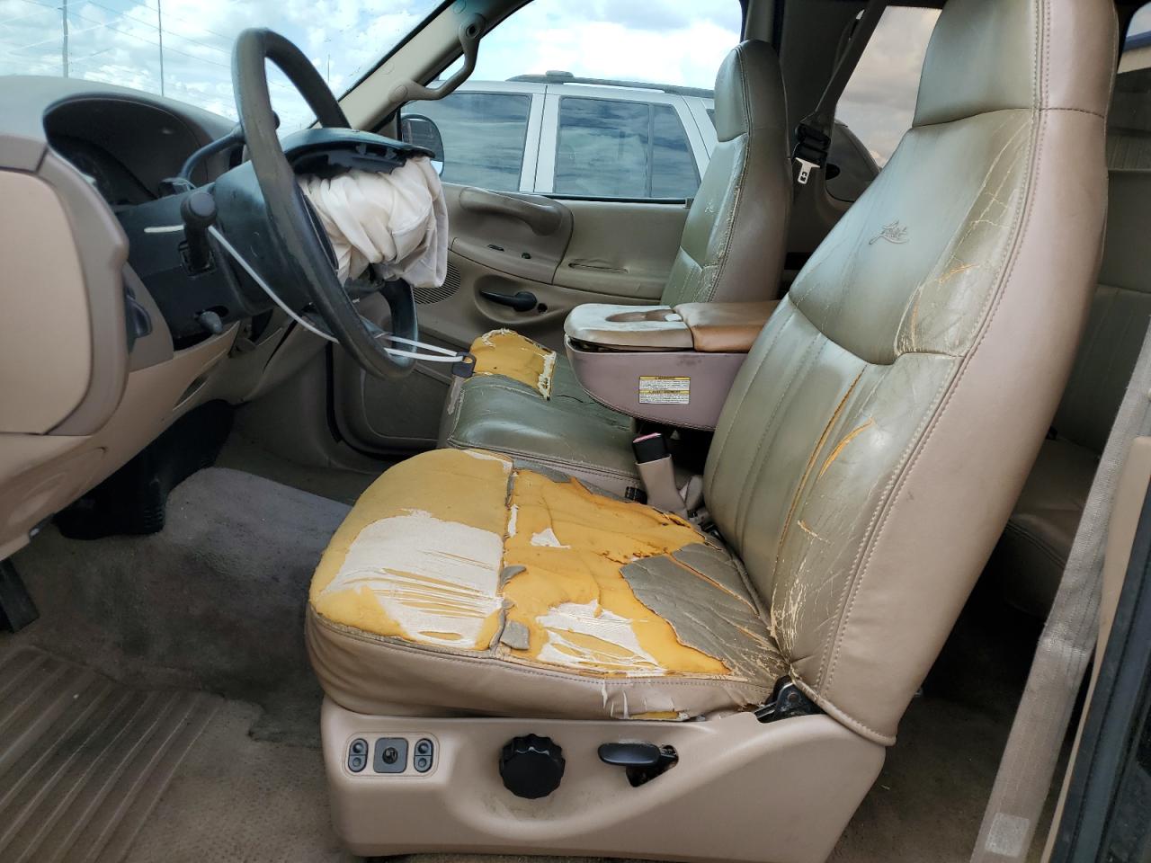 1997 Ford F150 VIN: 1FTDX0762VKDA6TD2 Lot: 84260035