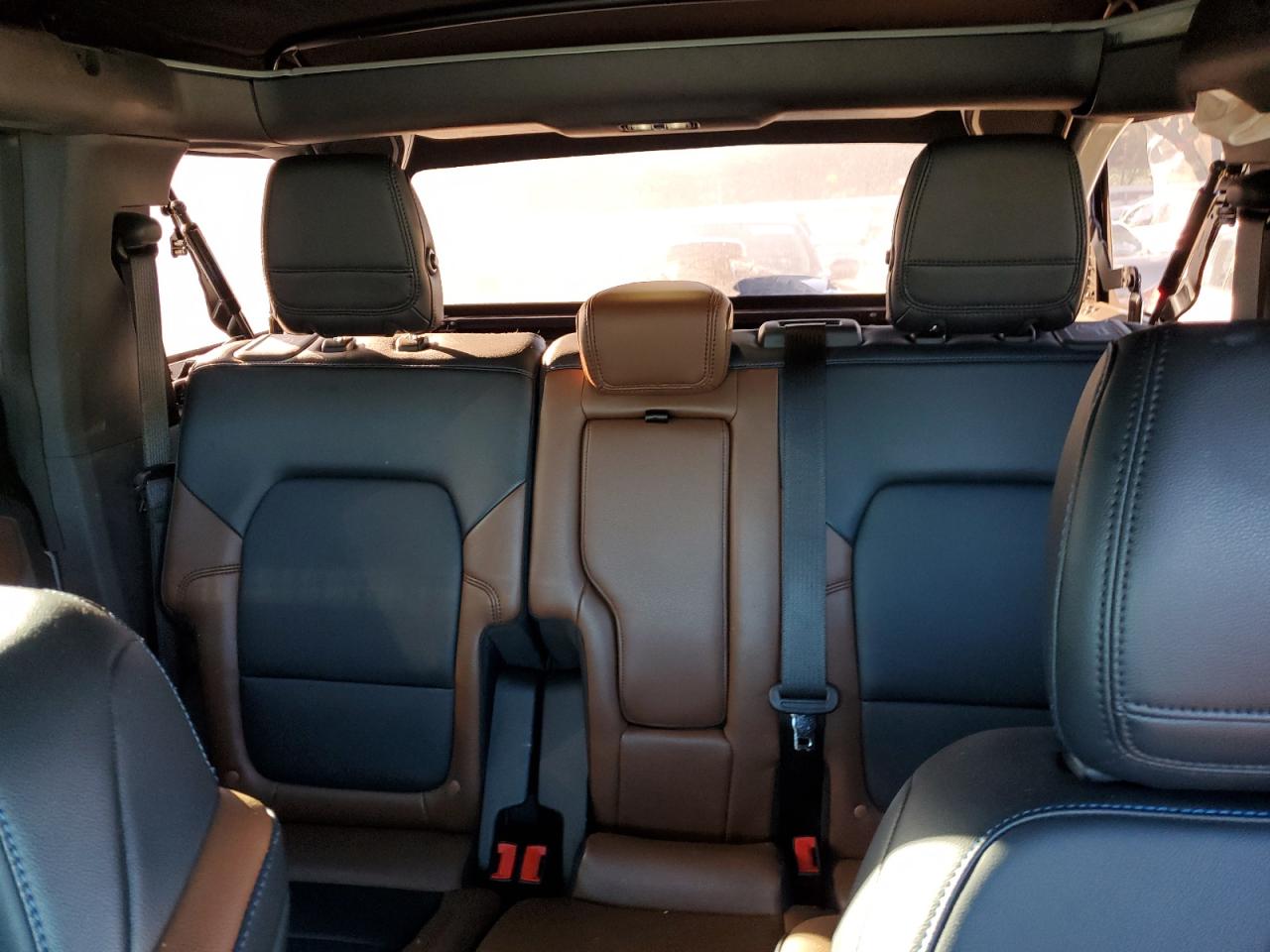 2022 Ford Bronco Base VIN: 1FMEE5DP9NLB56521 Lot: 86735325