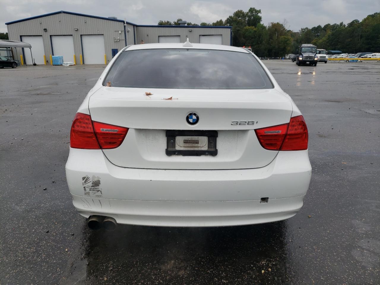 2010 BMW 328 I VIN: WBAPH7G50ANM52890 Lot: 85641225