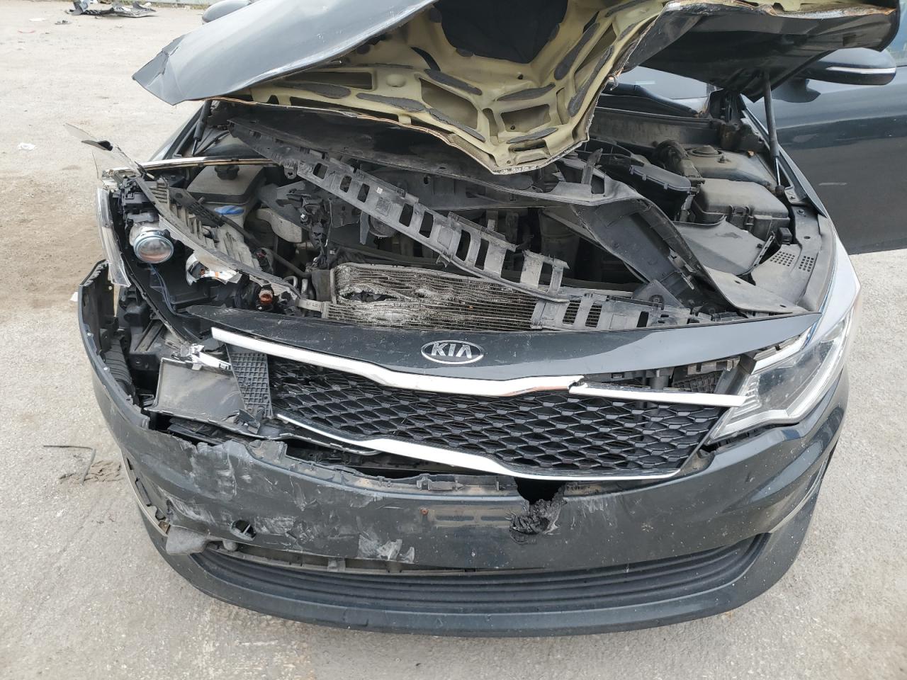 2016 Kia Optima Lx VIN: KNAGT4L3XG5078136 Lot: 85684265