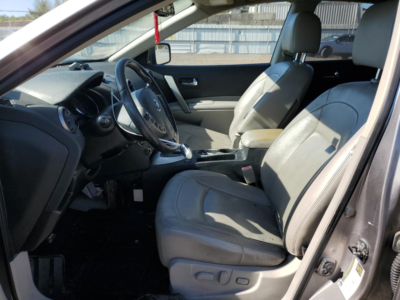 2011 Nissan Rogue S VIN: JN8AS5MVXBW684934 Lot: 84643815