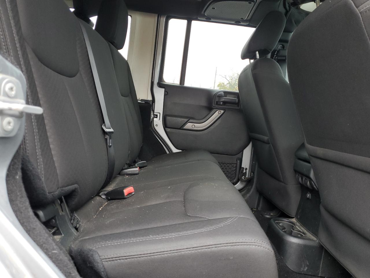 2015 Jeep Wrangler Unlimited Sport VIN: 1C4BJWDG3FL671251 Lot: 82271525